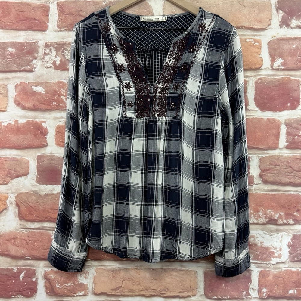 Abercrombie & Fitch Top Women's L Blue Multicolor Plaid Boho Embroidered Shirt